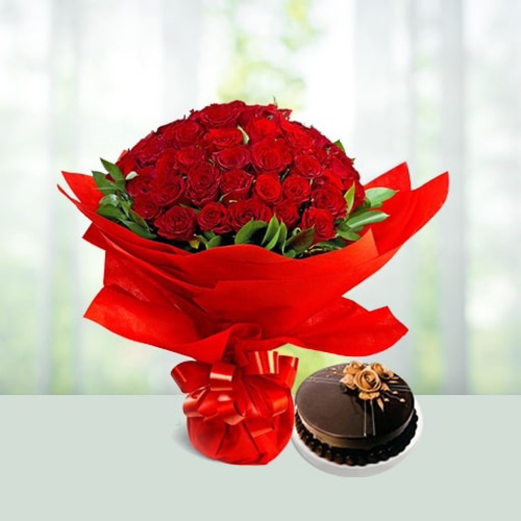 Valentine Day Flowers with Cake Combo