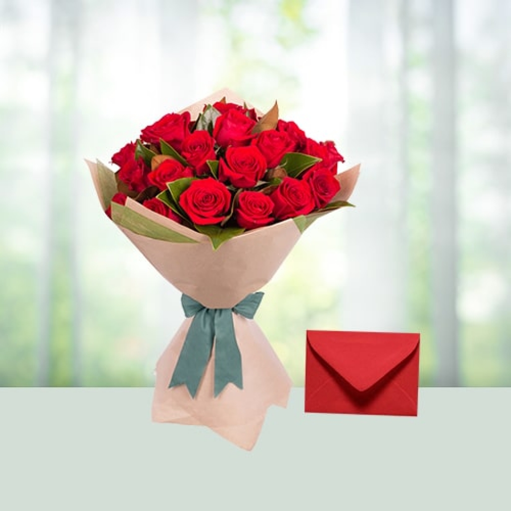 Order Red Roses N a Greeting Card