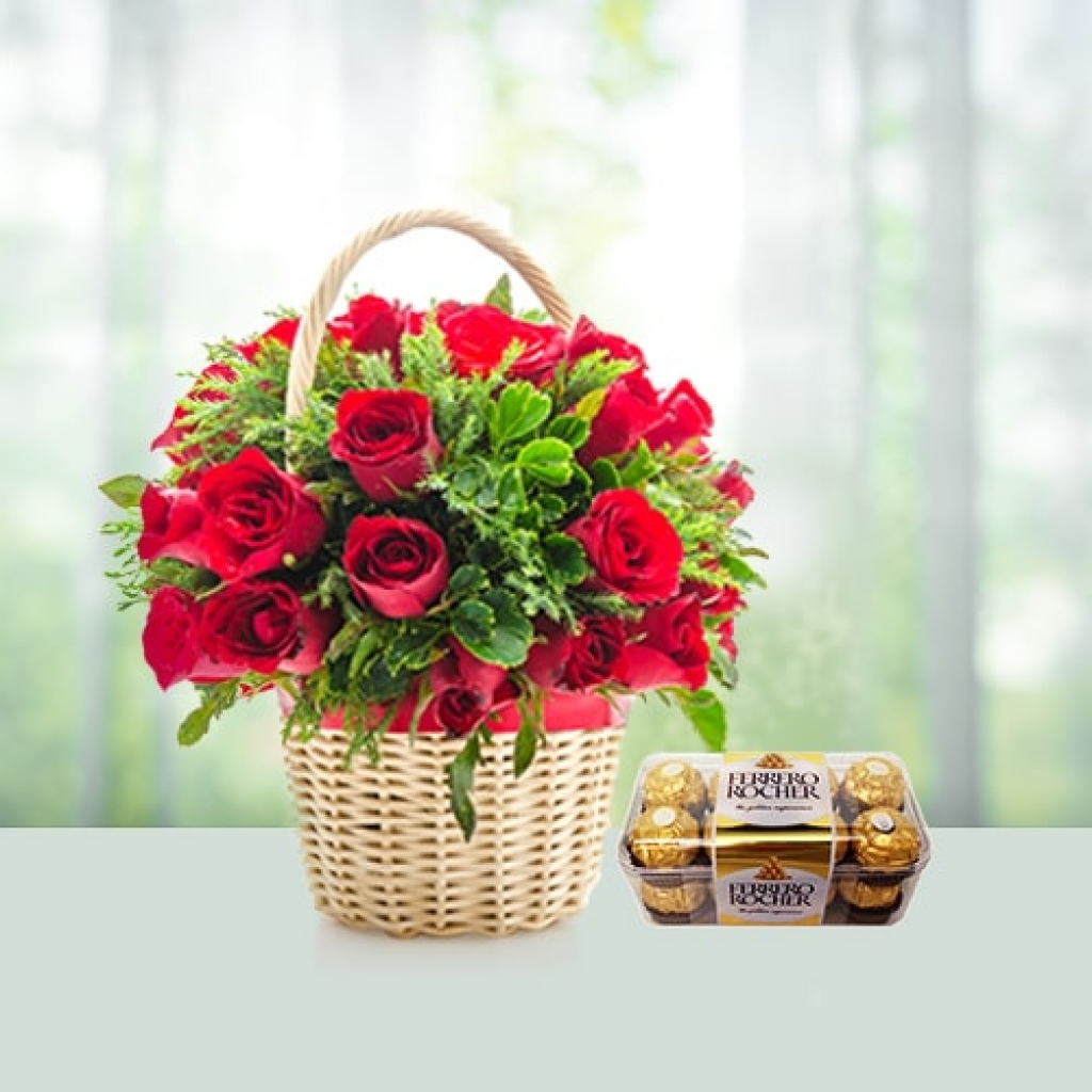 Valentine Day Flowers with chocolates combo