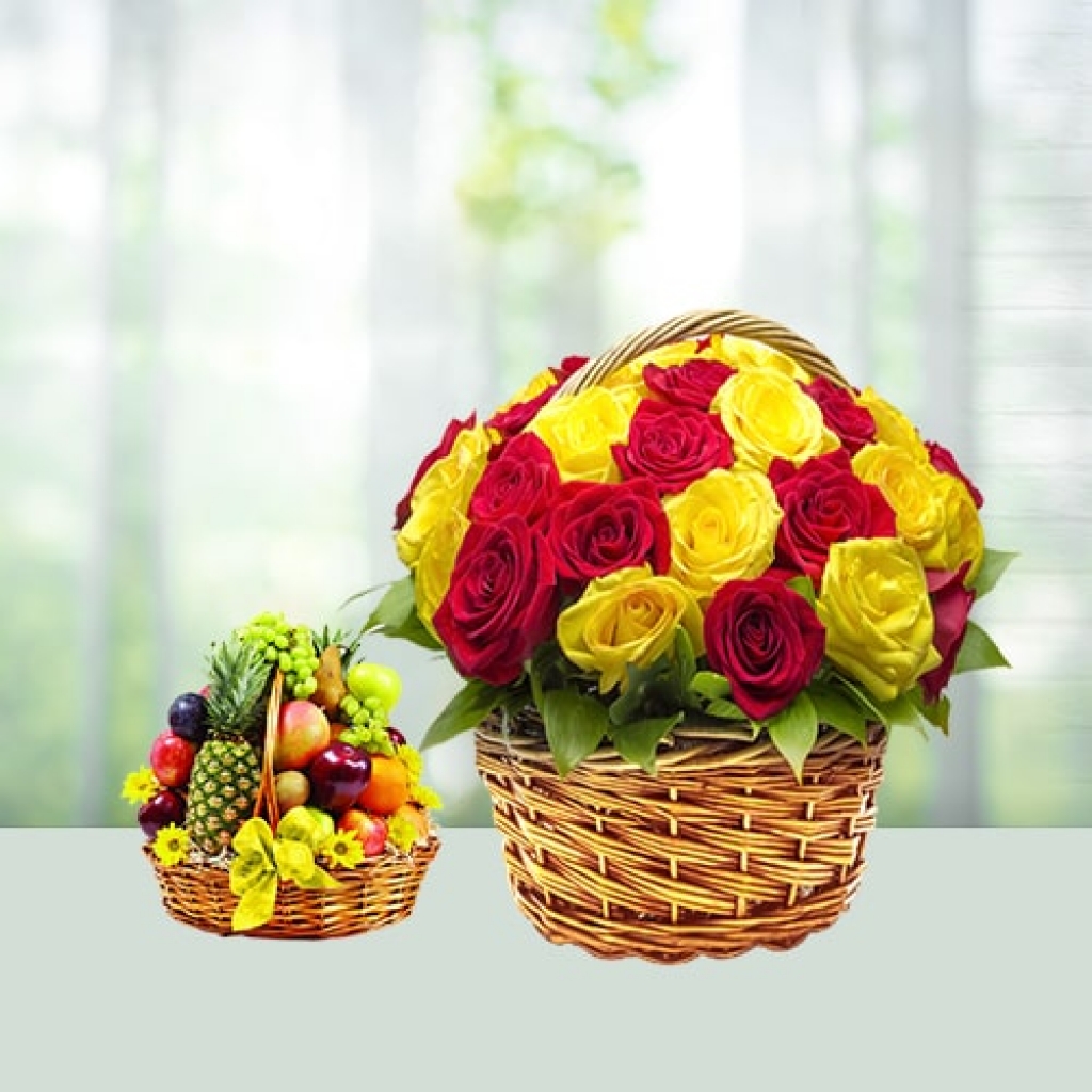 Valentine Day Flowers with Fruits Combo